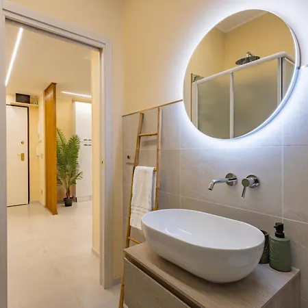 Tropical Apartment
